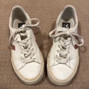 Veja sneakers rose metallic V and back